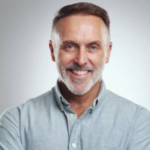 Foro ar informātikas skolotāju Jāni Kalnbērziņu